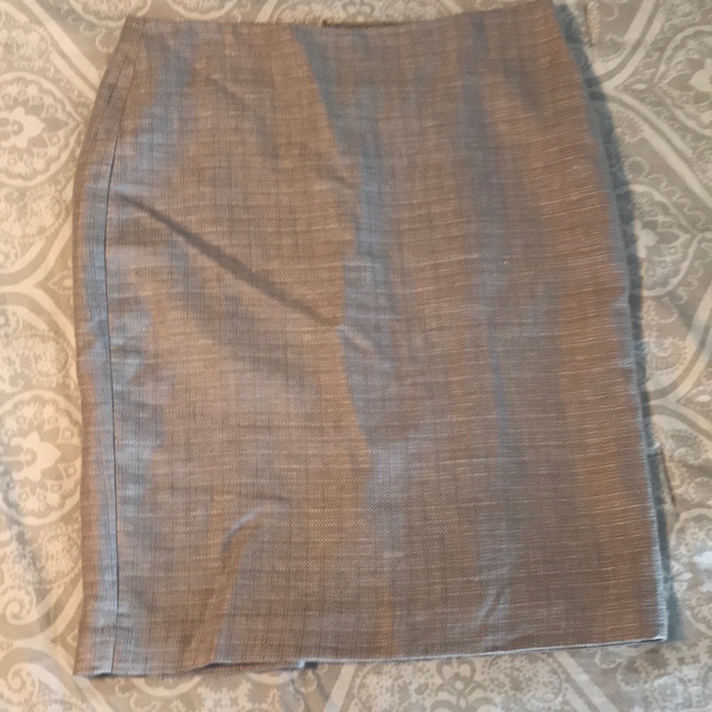 Gray and white pencil skirt